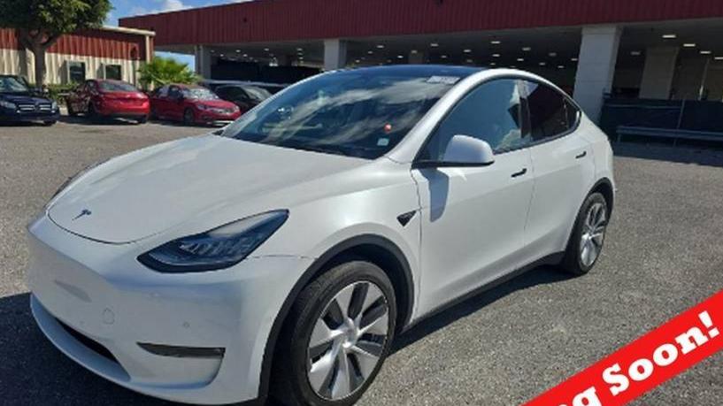 TESLA MODEL Y 2021 5YJYGDEEXMF233529 image